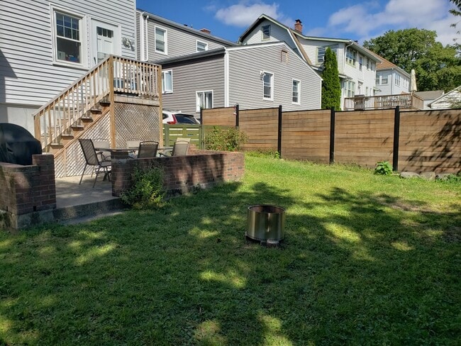 Photo - 10 Highland Rd Unit Lower