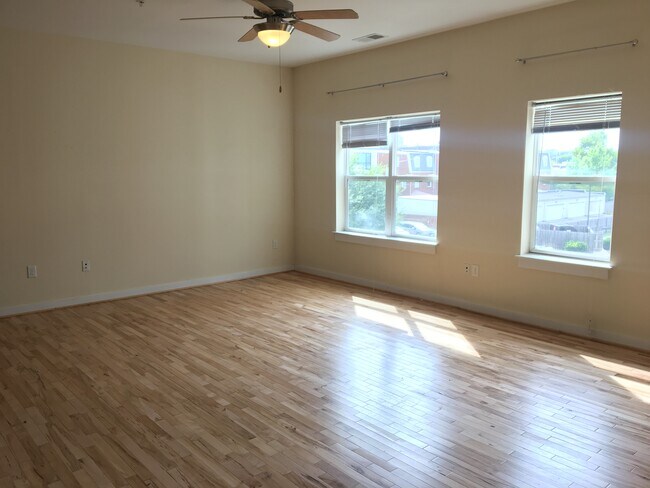 Photo - One West Jackson Apartments