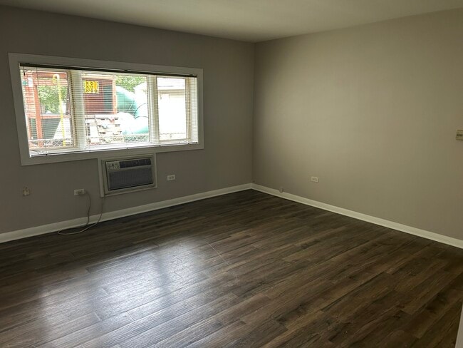 3505 S Oak Park Ave