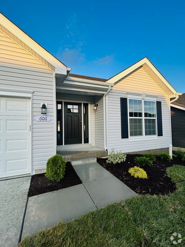 Building Photo - 606 Allegiance Dr Rental