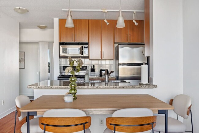 Photo - 688 Abbott St Unit ID1051893P