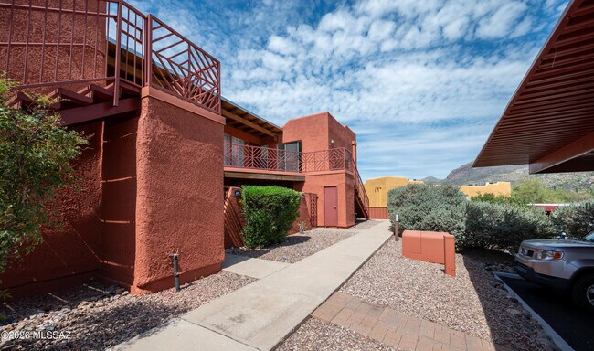 6255 N Camino Pimeria Alta Unit 52