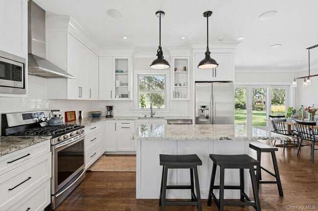134A Montauk Hwy