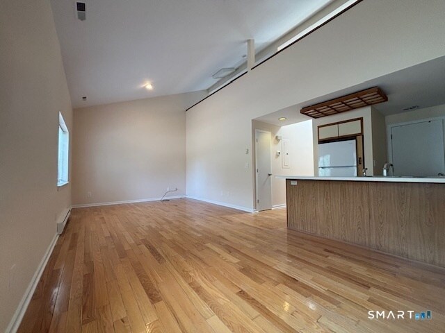 454 Main Ave Unit 1