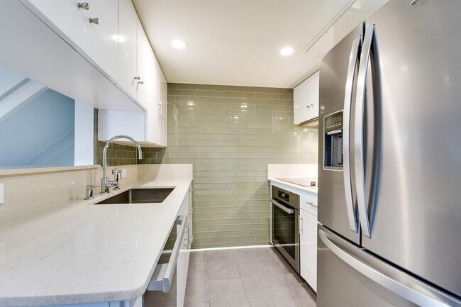 Photo - 3110 Red River St Unit 221