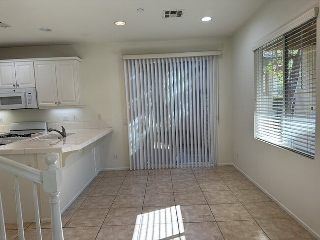 "Charming 3-Bedroom Riverside Retreat with 2.5 Baths – 1598 Sq Ft of Comfort on Winterberry Drive!"