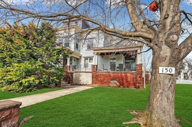 Photo - 150 Belvidere Ave Unidad 4