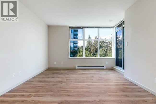 Photo - 9232 University Crescent Unit 603