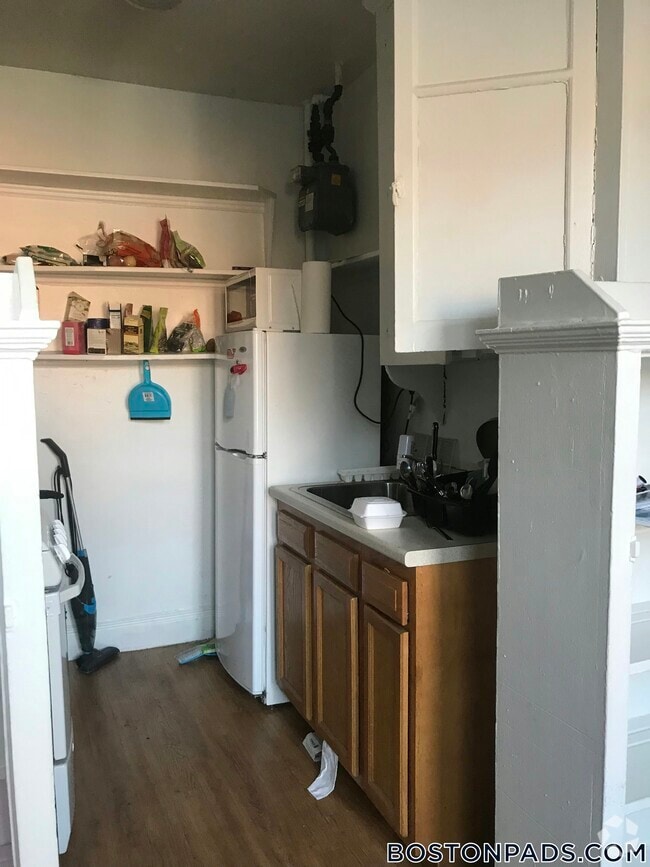 Building Photo - 1167 Boylston St Rental