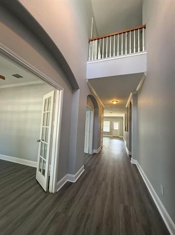 Photo - 816 Meandering Trail