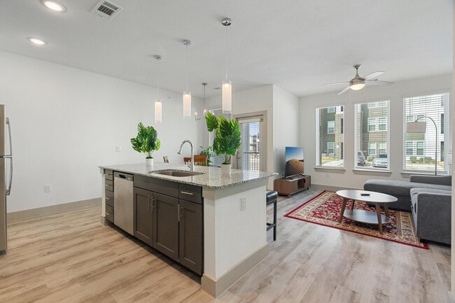 Photo - 12100 1/2 Ferrystone Glen Dr Unidad ID1240319P