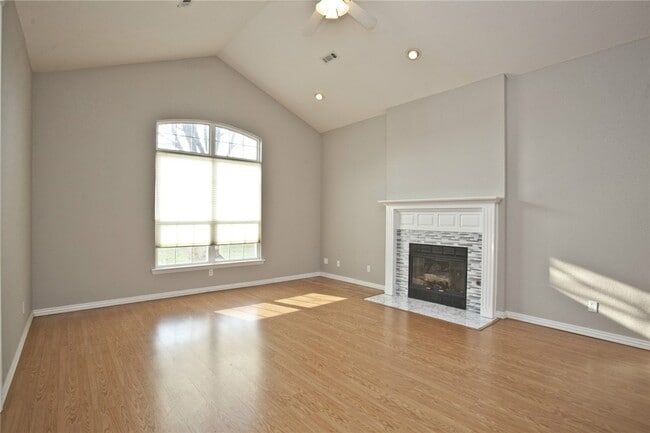 Photo - 310 Old Forge Dr