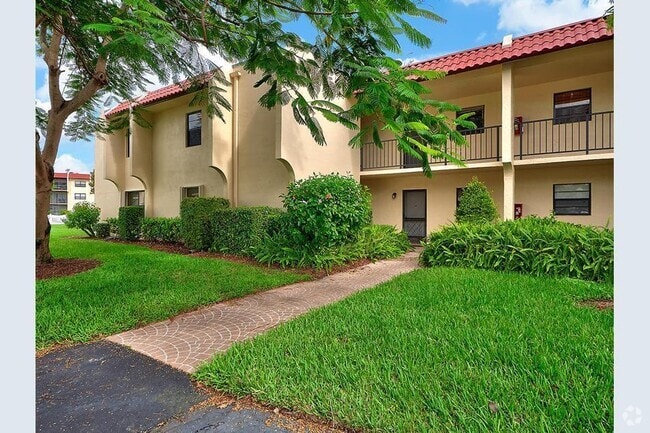 Building Photo - 2050 Oleander Blvd Unit 8108 Rental