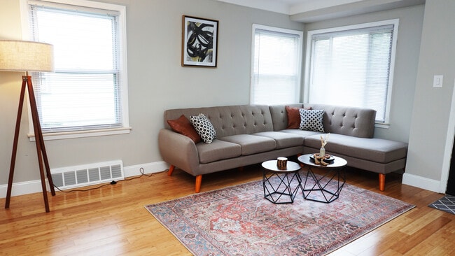 Photo - 3303 Normandy Rd