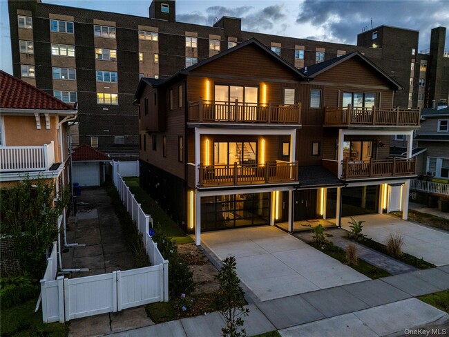 Photo - 622 W Penn St Unit A Eastside