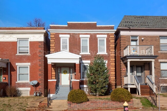 Building Photo - 3833 McRee Ave