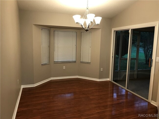 Photo - 2595 N Brentwood Cir