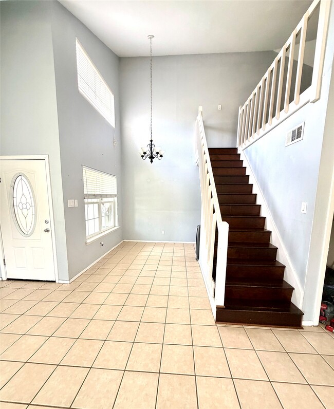 Photo - 7402 Alegria Dr