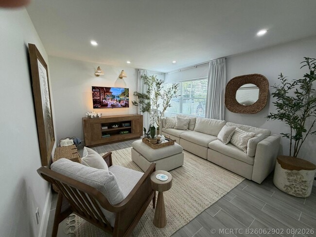 Photo - 829 Macy St