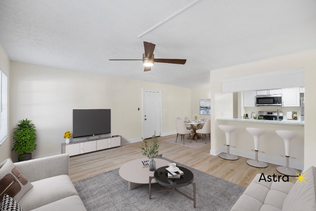 Photo - 3111 W Horatio St Unit 108