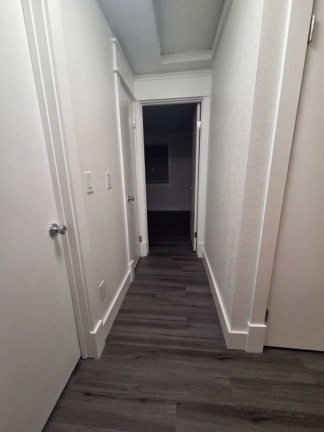 Photo - Tacoma 5 Bed, 2 Bath Split Level With Large Fenced Back Yard on Dead End Street!