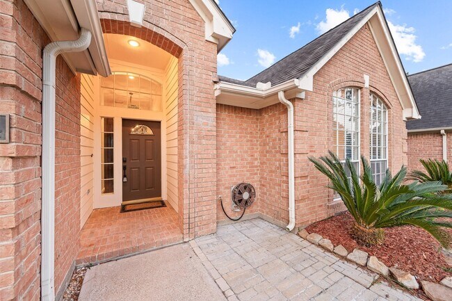 7624 Lone Meadow Ct