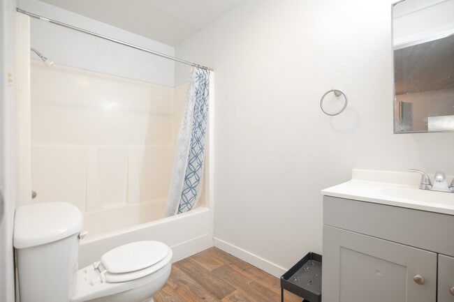 Photo - Yakima M.F. LLC