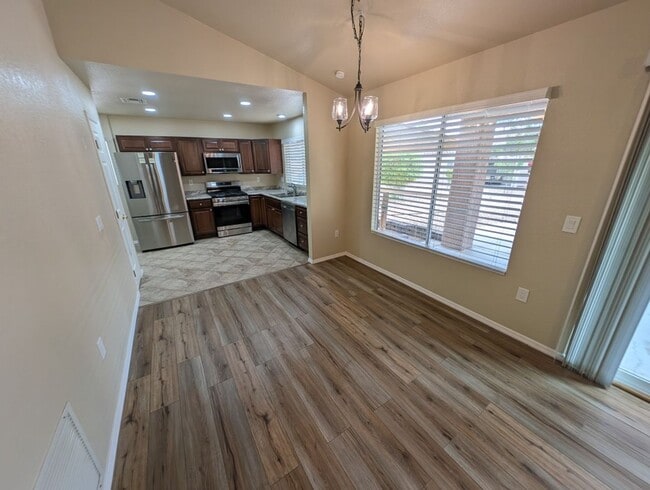 Photo - 9729 Buckhorn Dr