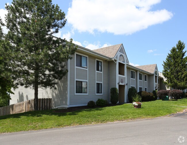 Clarendon Heights Apartments For Rent in Syracuse, NY