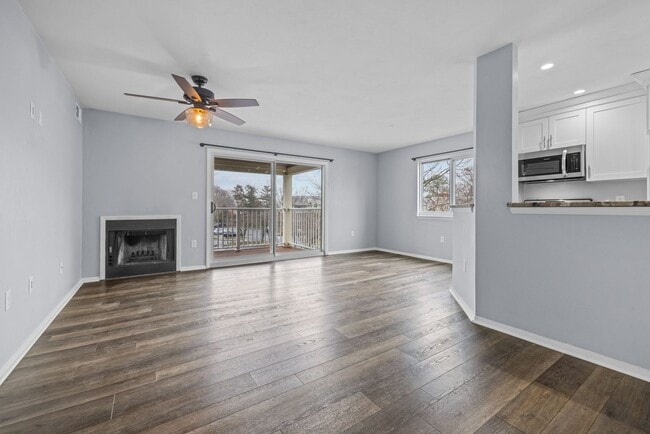 Photo - Updated & Stylish Condo in the Heart of Virginia Beach