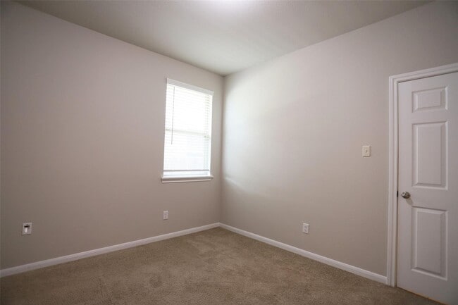 Photo - 26046 Quiet Field Ct