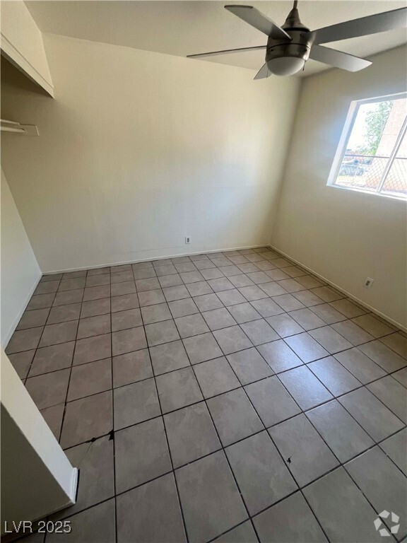 Building Photo - 2553 Ellis St Rental
