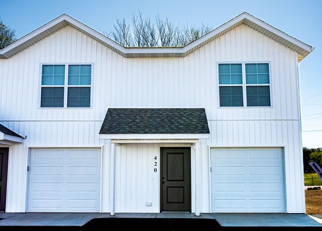 New 3 Bedroom / 2.5 Bathroom Townhome in D... - New 3 Bedroom / 2.5 Bathroom Townhome in D...