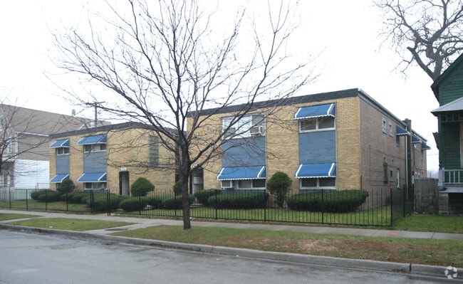 Building Photo - 6618 S Wabash Ave