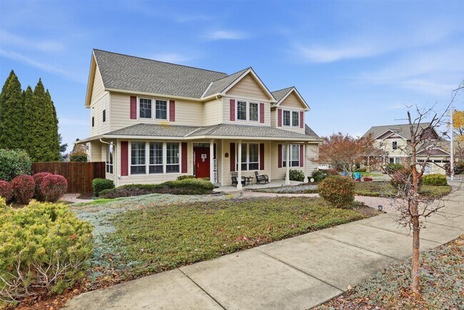 Photo - 69 Greenmoor Dr