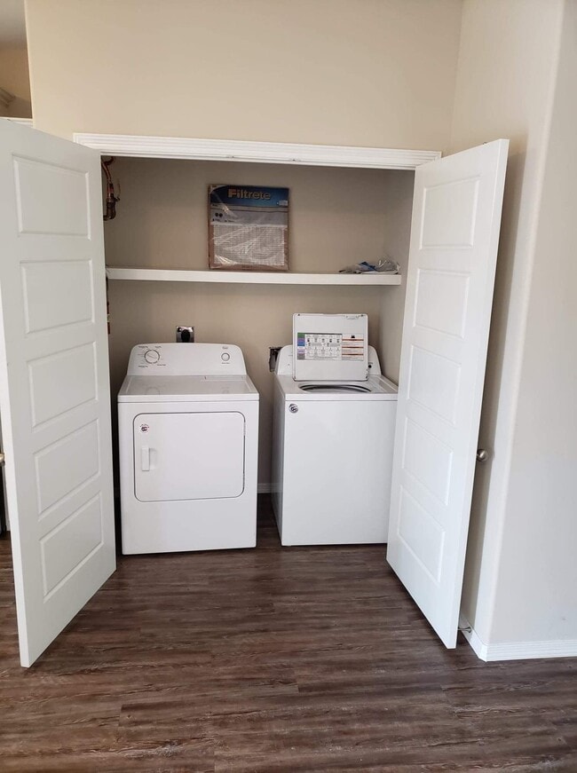 Photo - 722 W King Ave Unidad C