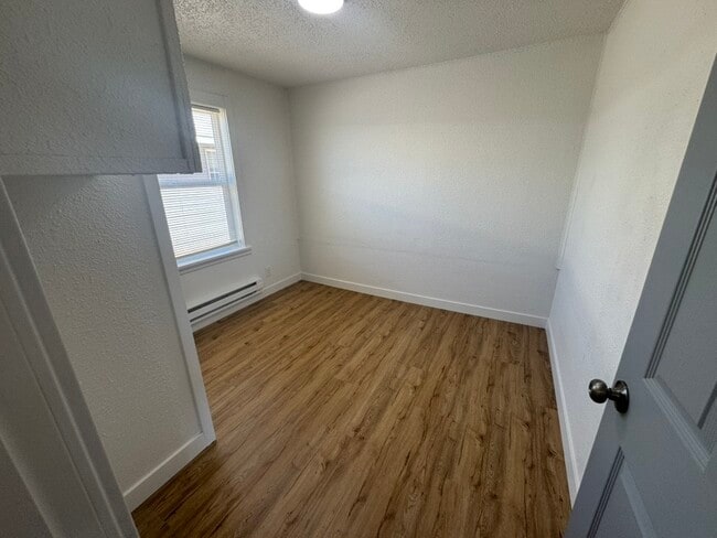 Photo - 1411 Basin St SW Unidad 3