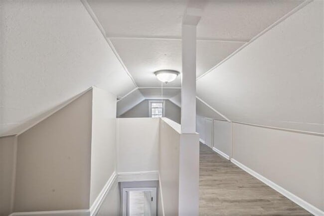 Photo - 229 Eastview Dr