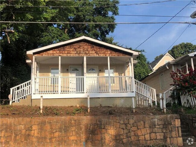 Building Photo - 2 Bedroom Duplex Rental