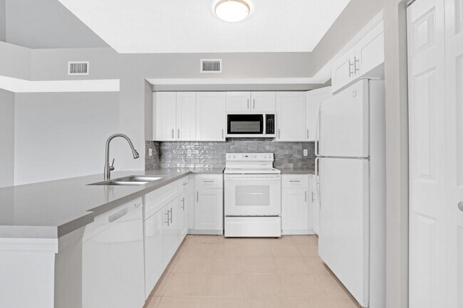 Photo - Modern Living in Miramar – 2 Bed/2 Bath Co... Condo Unit 306