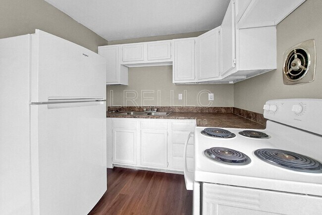 Photo - 8801 Malvern Hill Rd Unit 2
