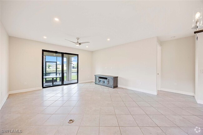 Building Photo - 2132 Parson St Rental