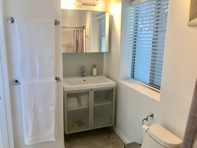 Photo - 430 Aspen Dr Unidad #1