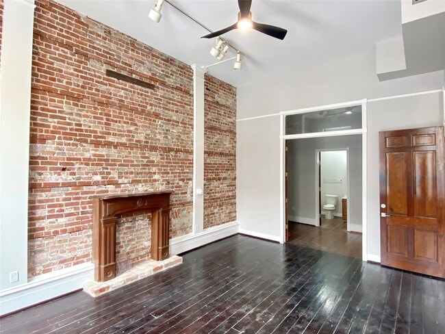 Photo - 2319 The Strand Unit 2A