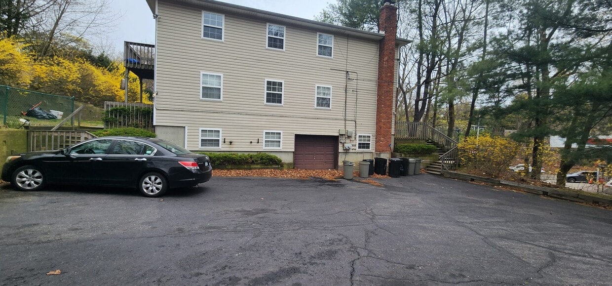 Photo - 12 Greenlawn Rd (Huntington, NY)