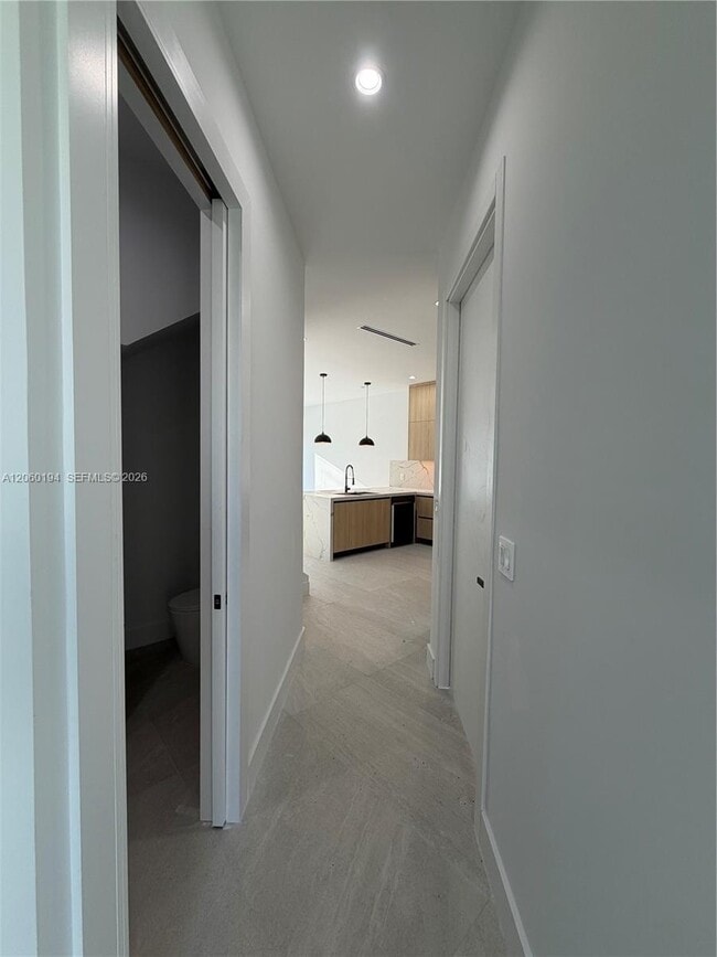 Photo - 4664 SW 32nd Ave
