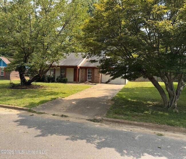 Building Photo - 6270 Shady Glen Cove