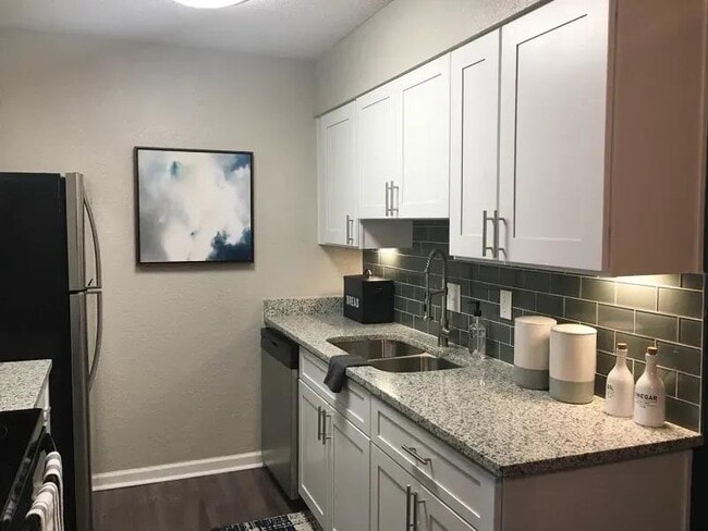 Photo - Latitude at Riverchase