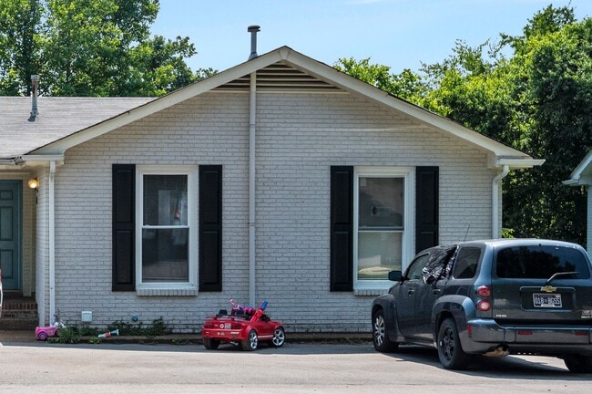 Photo - 4754 Trenton Dr Unit 4754 Trenton Dr A