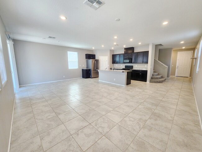 Photo - 5574 Autumn Cliffs Way